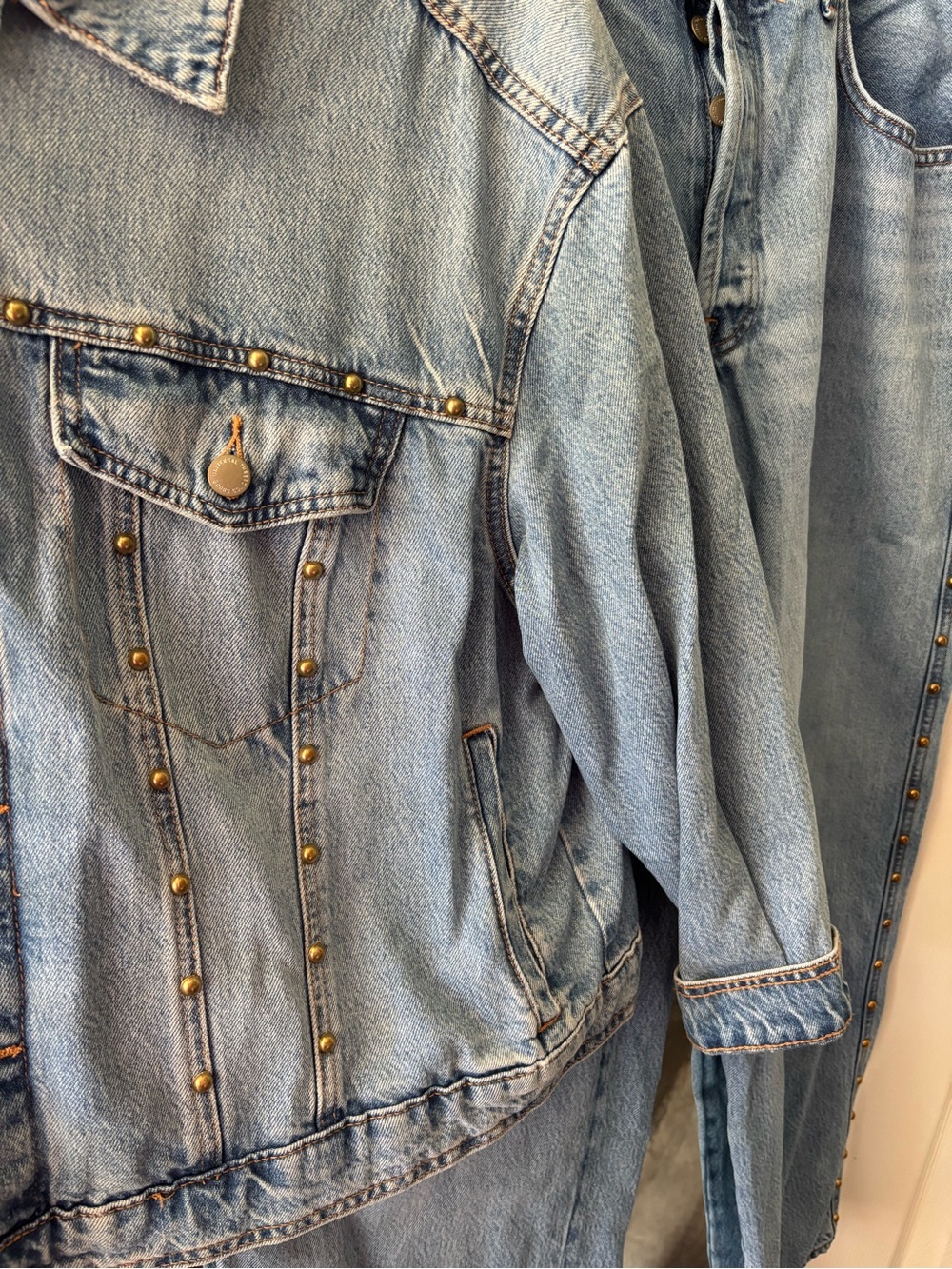 Universal Thread Denim Set - Picture 4 of 7